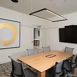 Premier Suites - Prime Mdr-Venice Location With Pool, Gym & Hot Tub